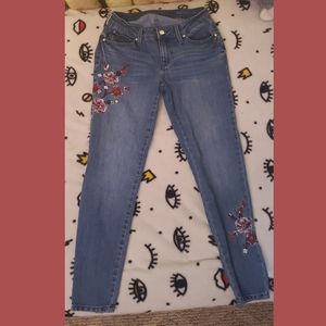 Jennifer Lopez Skinny Ankle Jeans